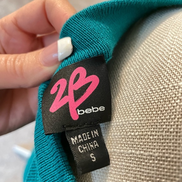 2B BeBe fitting mini dress. - Picture 7 of 8